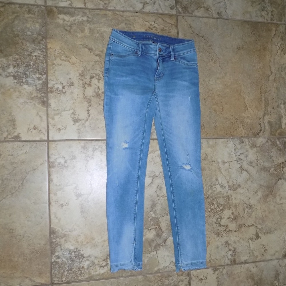 White House Black Market Skimmer Jeans Women‎ 00 Blue Good Distressed Frayed Hem